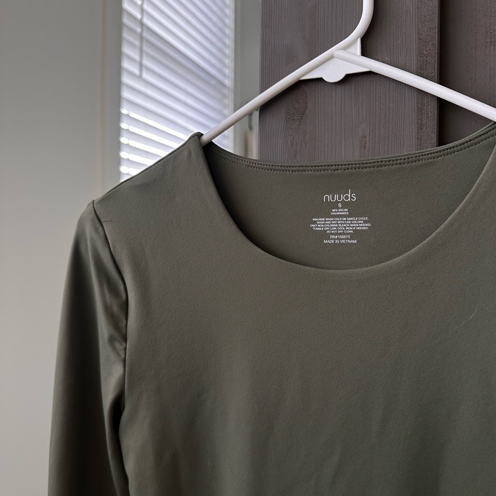 Nuuds Green Fitted 3/4 Sleeve Bodysuit